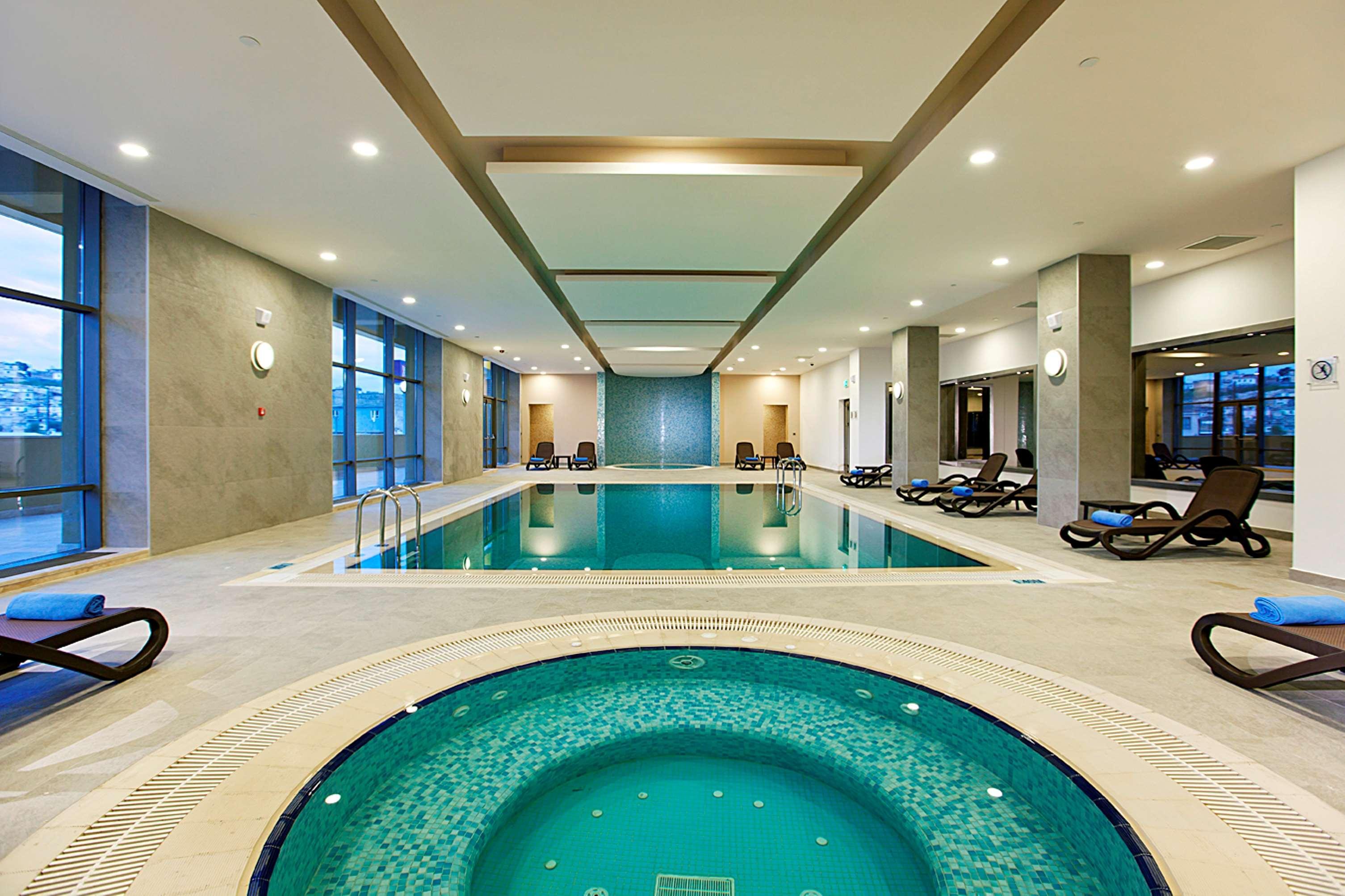Hilton Garden Inn שנליאורפה מתקנים תמונה