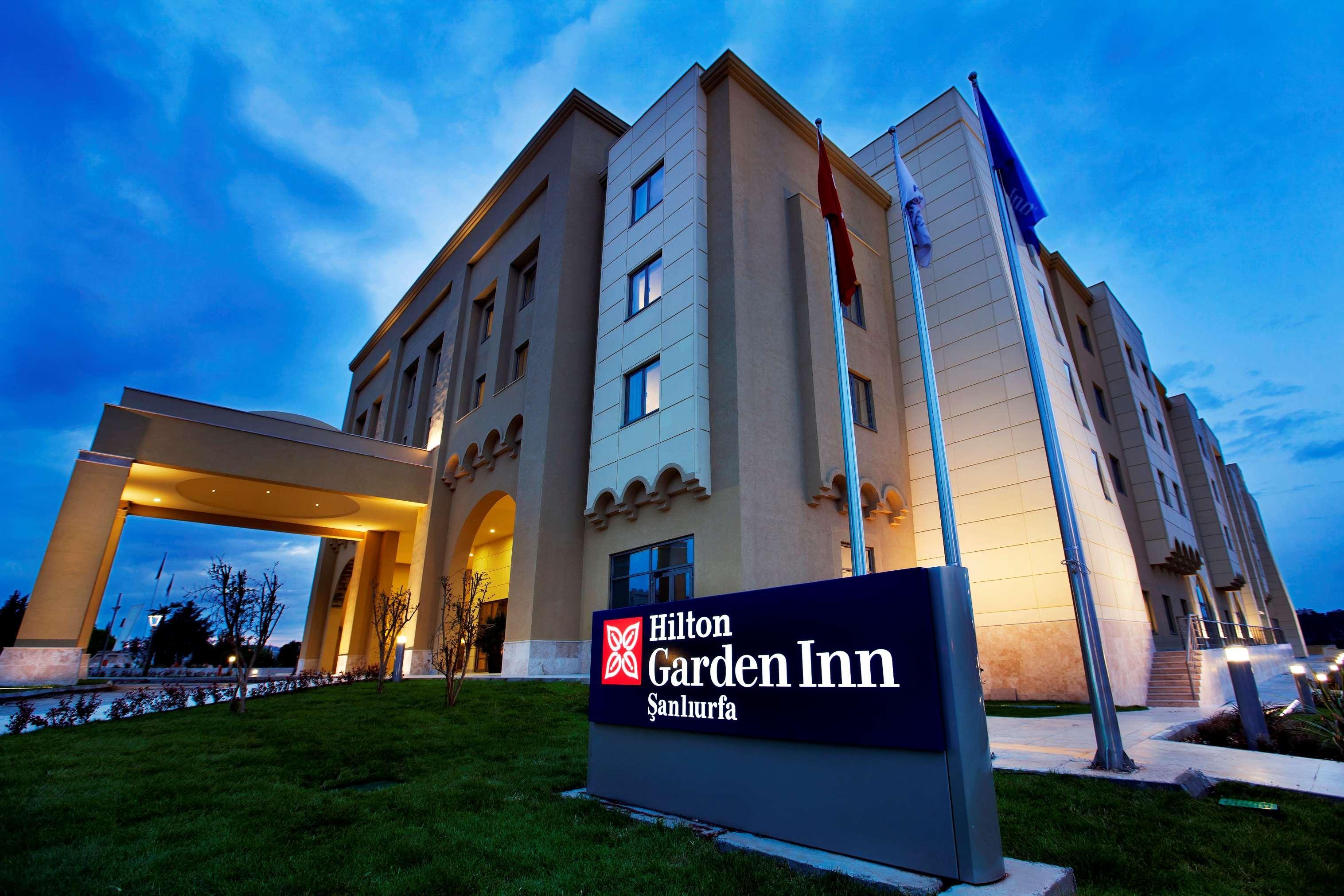 Hilton Garden Inn שנליאורפה מראה חיצוני תמונה