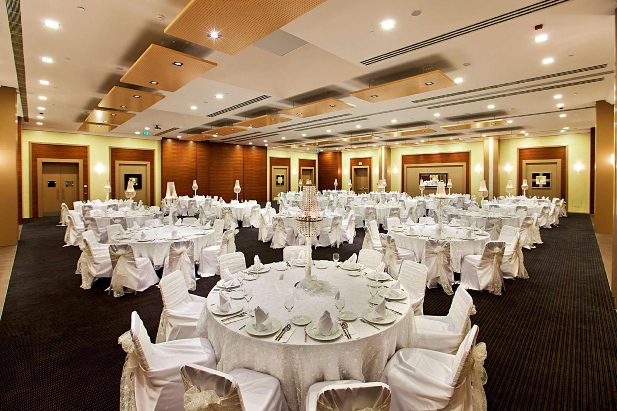 Hilton Garden Inn שנליאורפה מראה חיצוני תמונה