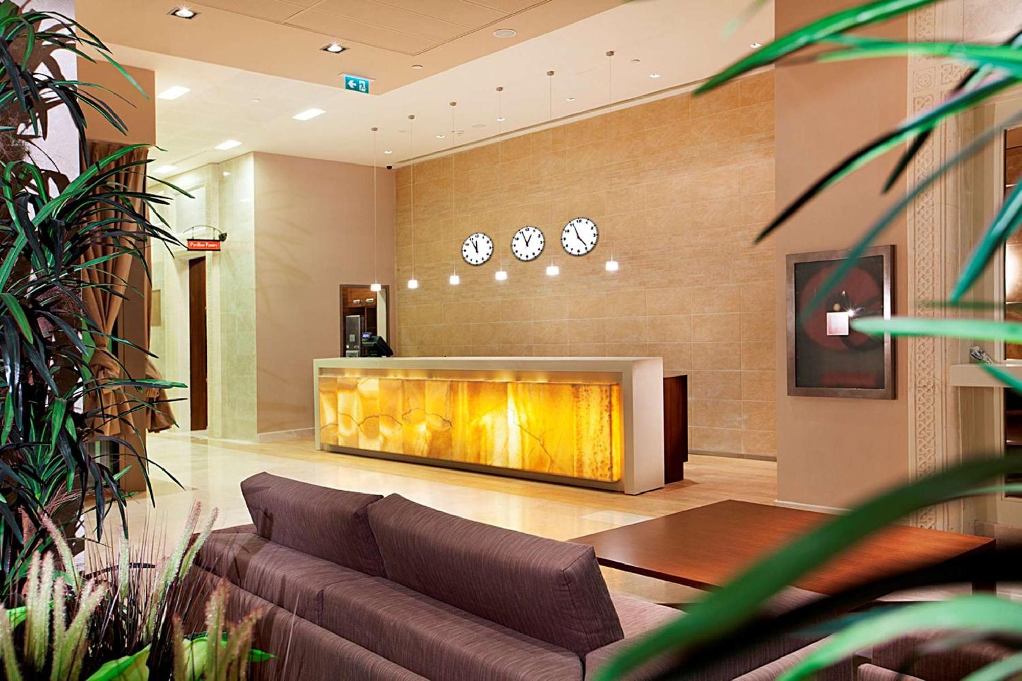 Hilton Garden Inn שנליאורפה מראה חיצוני תמונה