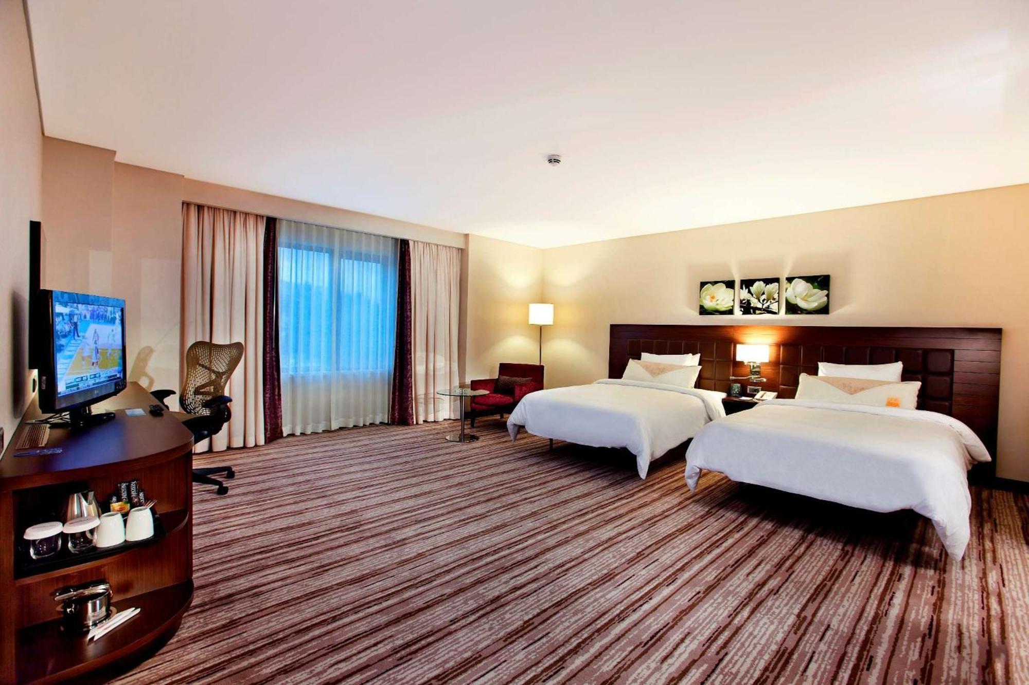 Hilton Garden Inn שנליאורפה מראה חיצוני תמונה